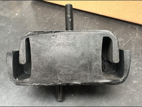 JUNTA SUSPENDIDA DELANTERA DEL MOTOR